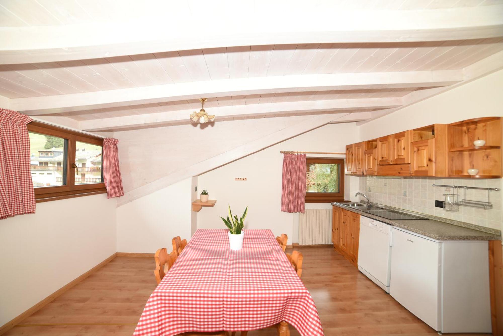 Cesa Mandi E Miky Appartement Canazei Buitenkant foto